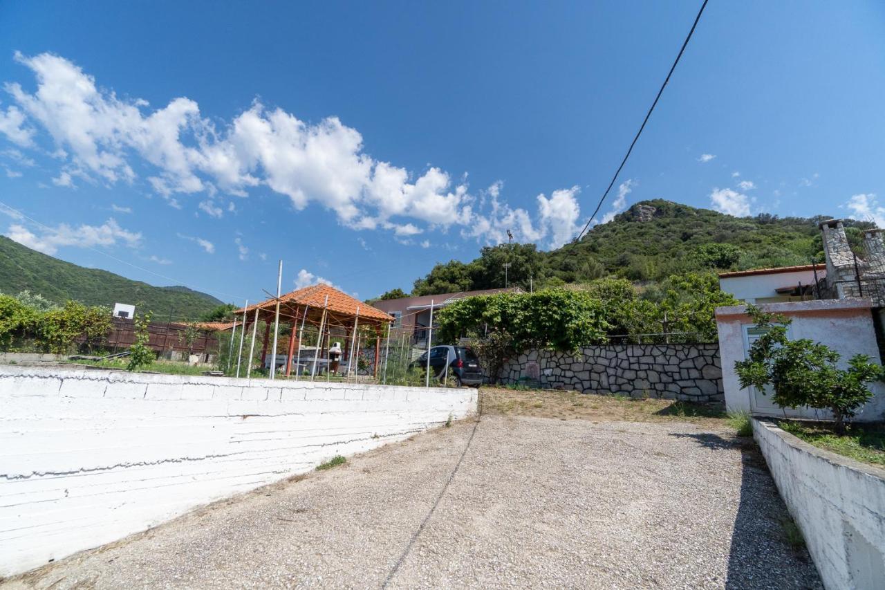 Paradise Residency Nea Iraklitsa Exteriör bild