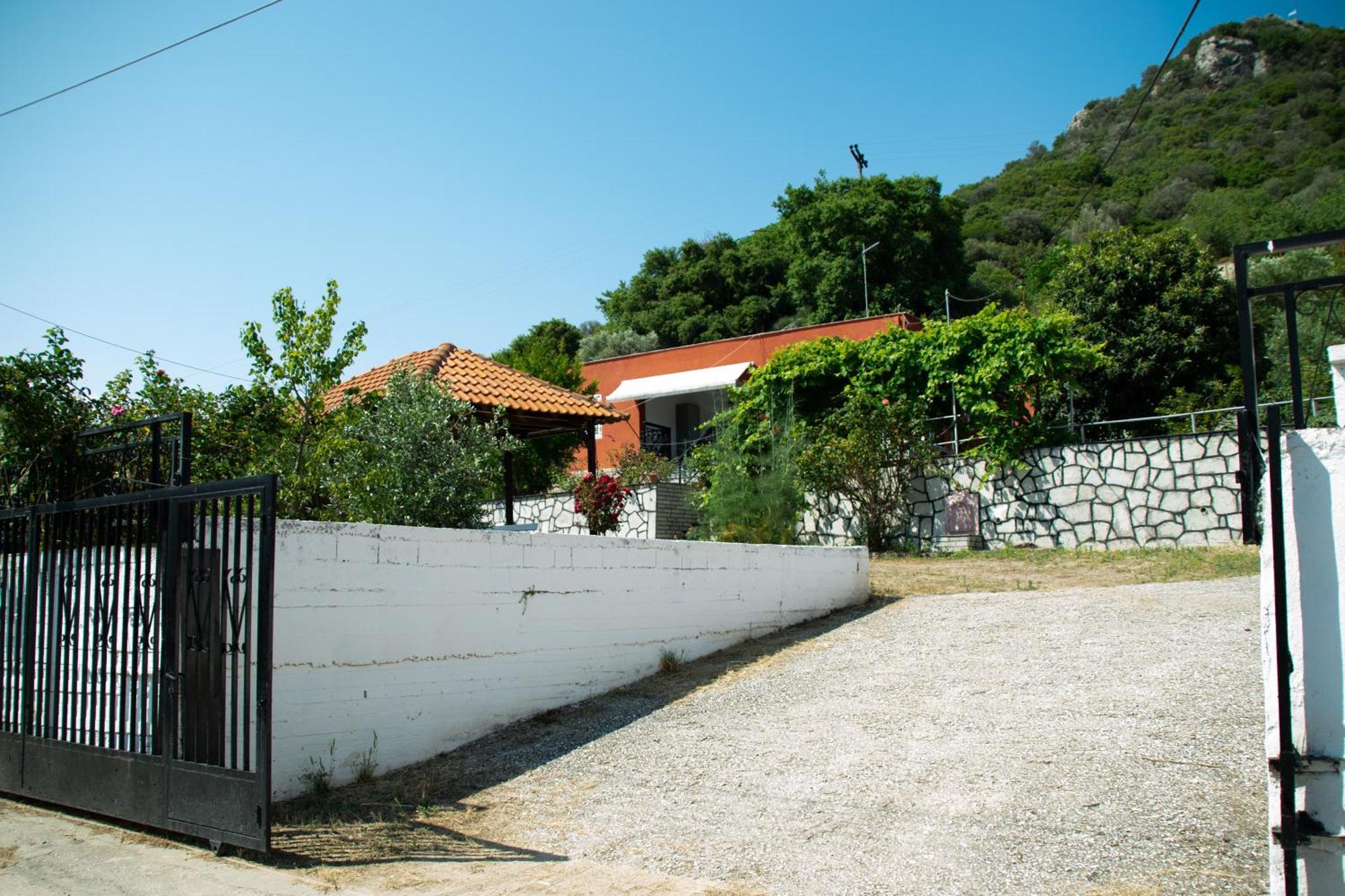 Paradise Residency Nea Iraklitsa Exteriör bild